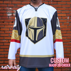 1j5mandaloriandindjarinstarwarsdisneyhockeyjerseywhite